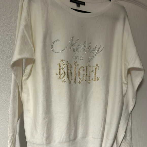 Women’s - Picture 1 of 2